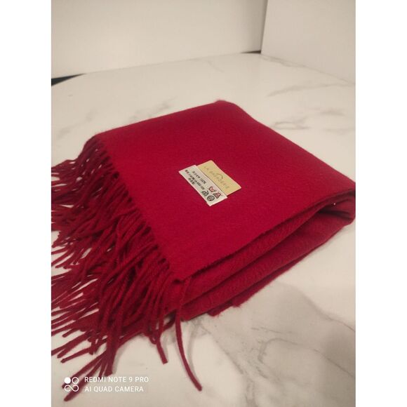 La Bagagerie 100% Cashmere Red Fringe Scarf Luxurious Soft Made in Japan/China - Picture 6 of 11